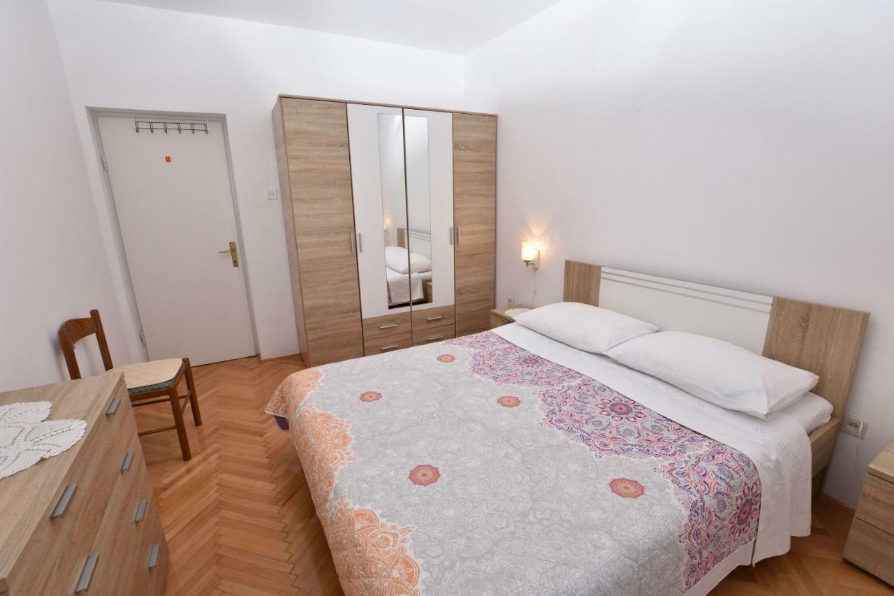 Apartment Maria Primosten Exterior photo