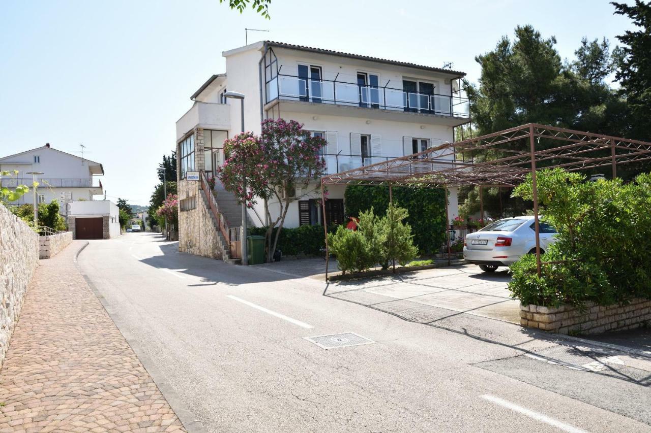 Apartment Maria Primosten Exterior photo